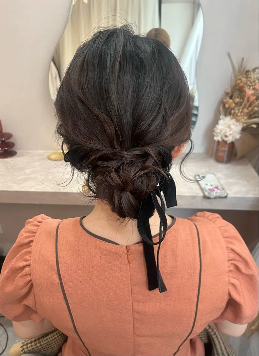 ロング ヘアアレンジ ヘアセット Mila Akariのヘアスタイル