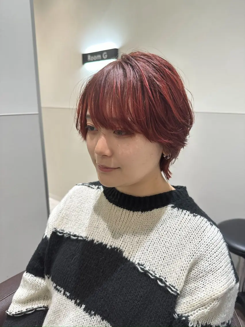 ショート カラー レッドカラー カット ヘアカラー トリートメント 鈴木/ボブ/ ベージュ/ピンクのヘアスタイル
