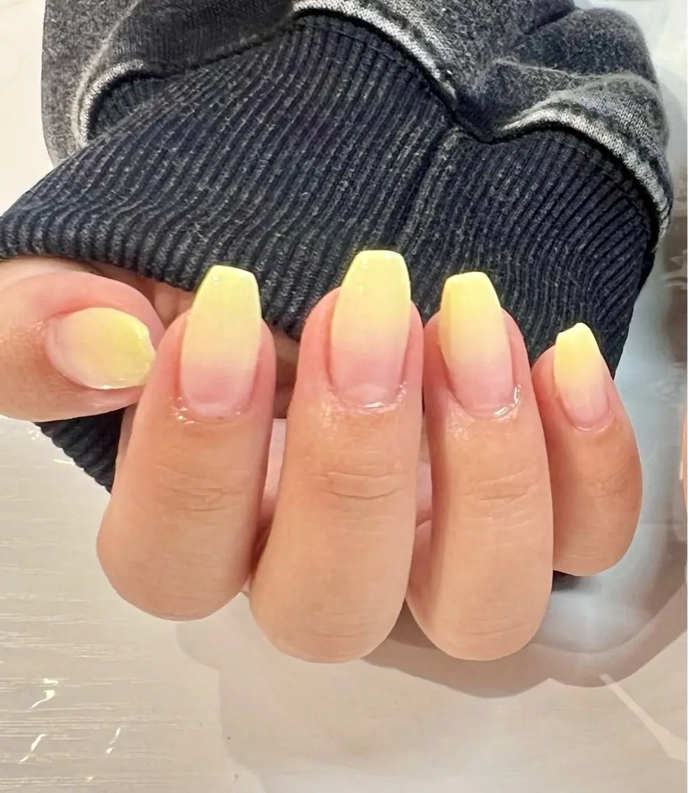 ネイル グラデーション 春ネイル Ruru mikiのネイルデザイン