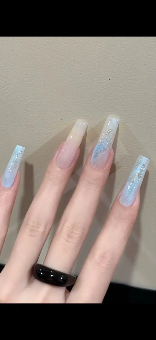 ネイル Sunny nail メナのネイルデザイン