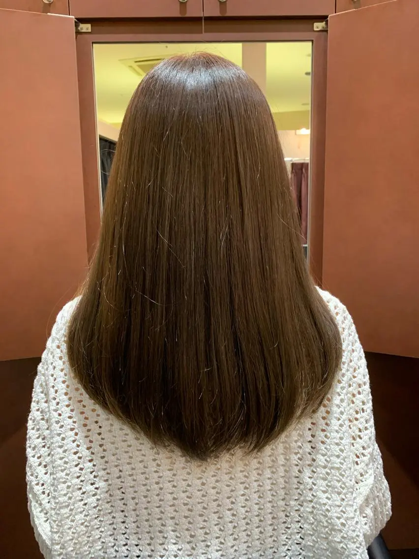 艶髪 ダメージレスカラー トリートメントの写真