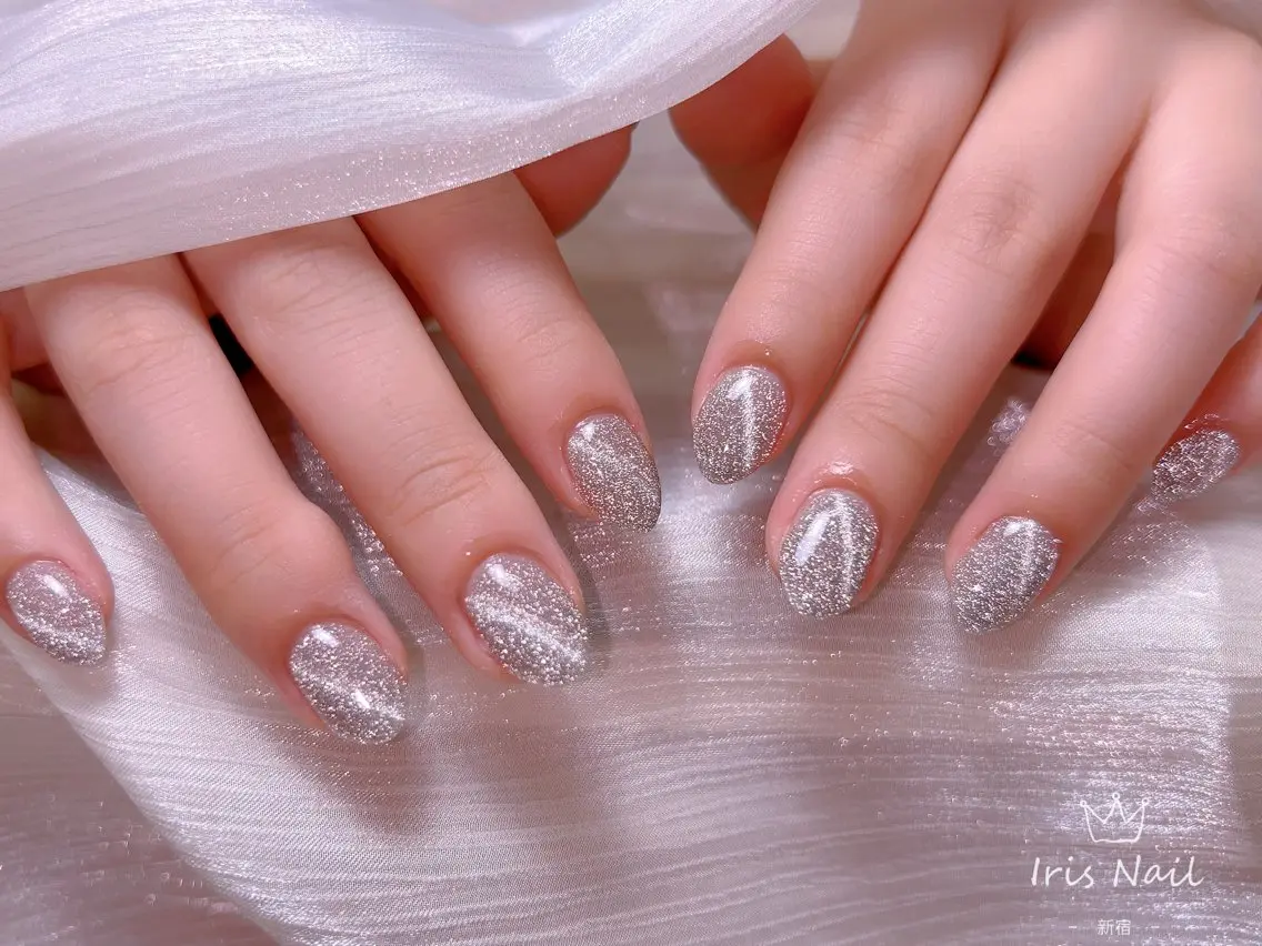ネイル フレンチネイル ジェルネイル グラデーション 韓国ネイル マグネットネイル ハンドネイル 【長さ出し】 IRIS NAILのネイルデザイン