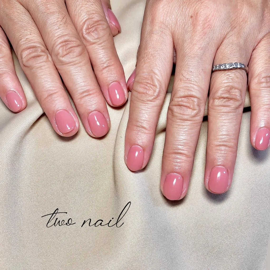 ネイル アートネイル フットネイル ハート ニュアンスネイル ホワイト ハンドネイル two nailのネイルデザイン