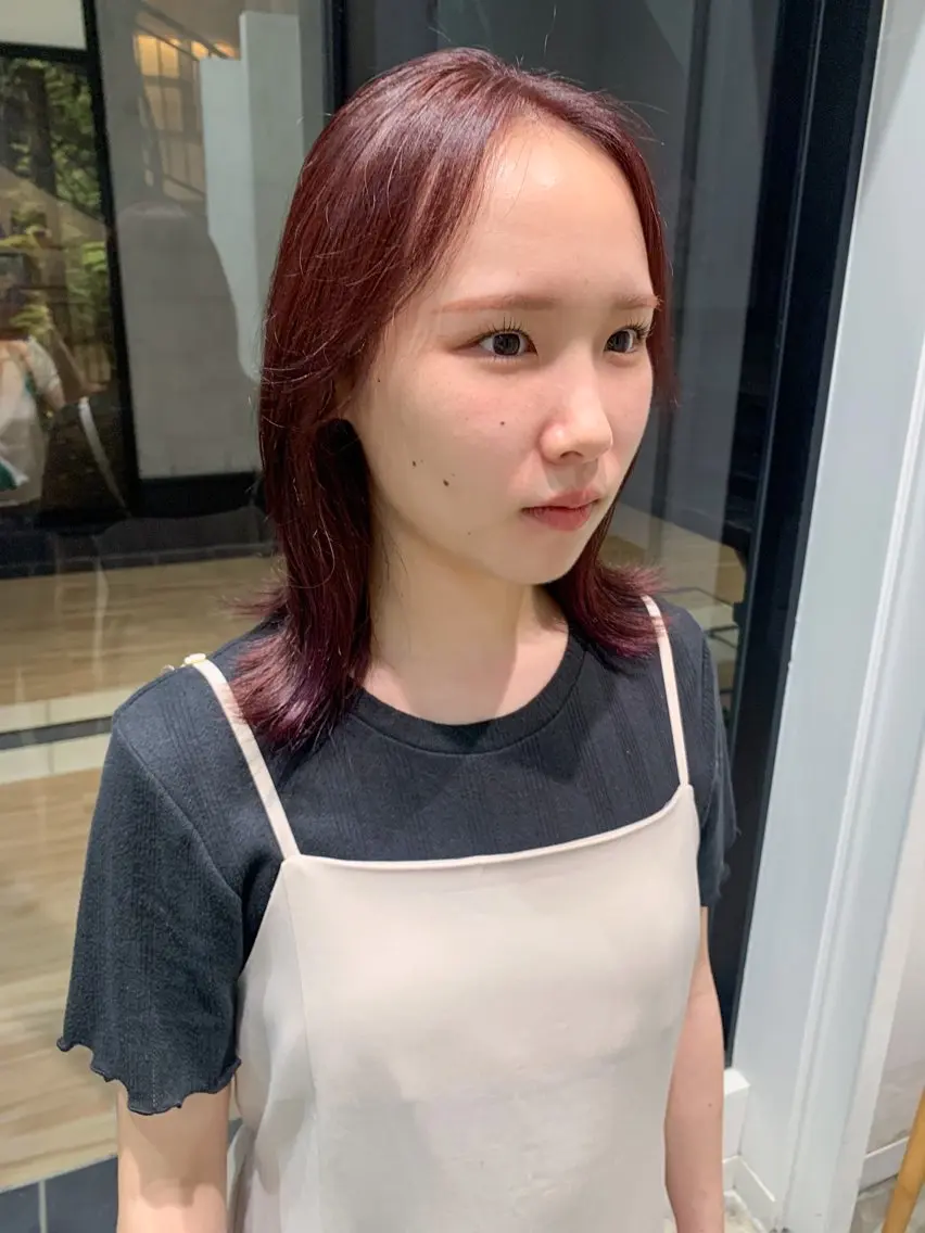ミディアム カラー ヘアアレンジ カット ヘアカラー トリートメント yuka .のヘアスタイル
