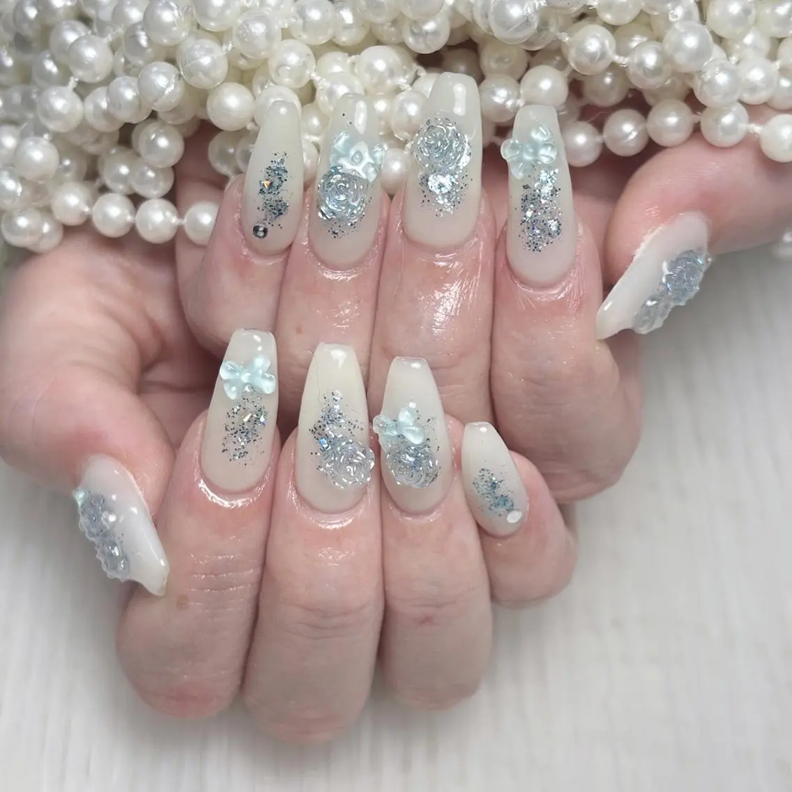 ネイル アートネイル オーロラネイル 長さ出し フットネイル ガーリー リリ 奈🎀のネイルデザイン