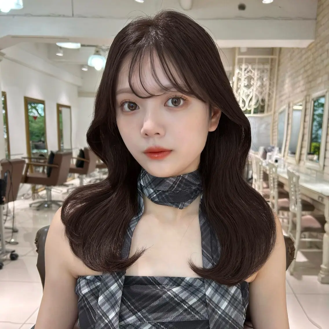 セミロング 髪質改善 トリートメント 透明感カラー💫 縮毛矯正💖あいりのヘアスタイル