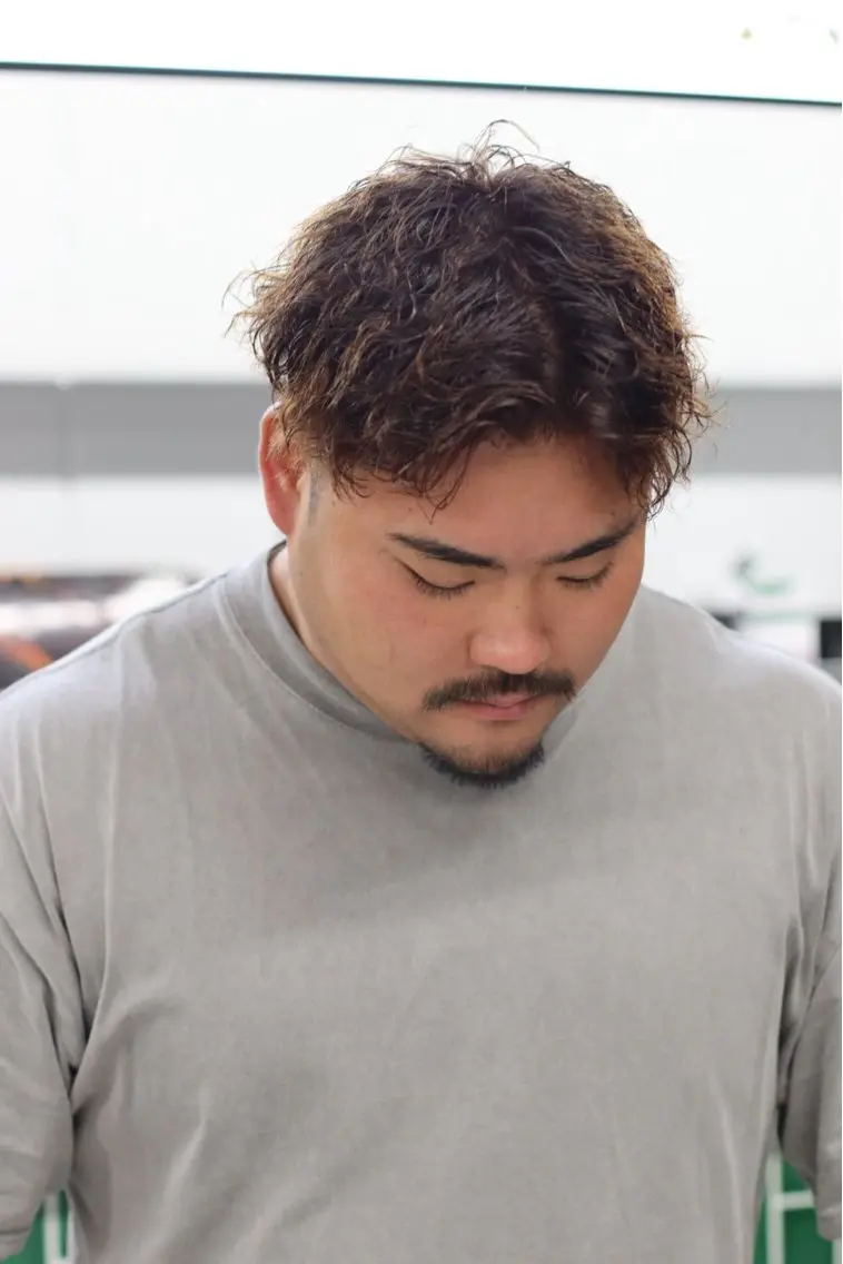 ショート カラー パーマ メンズ メンズパーマ ツイストスパイラルパーマ スパイラルパーマ 鈴木 静のヘアスタイル