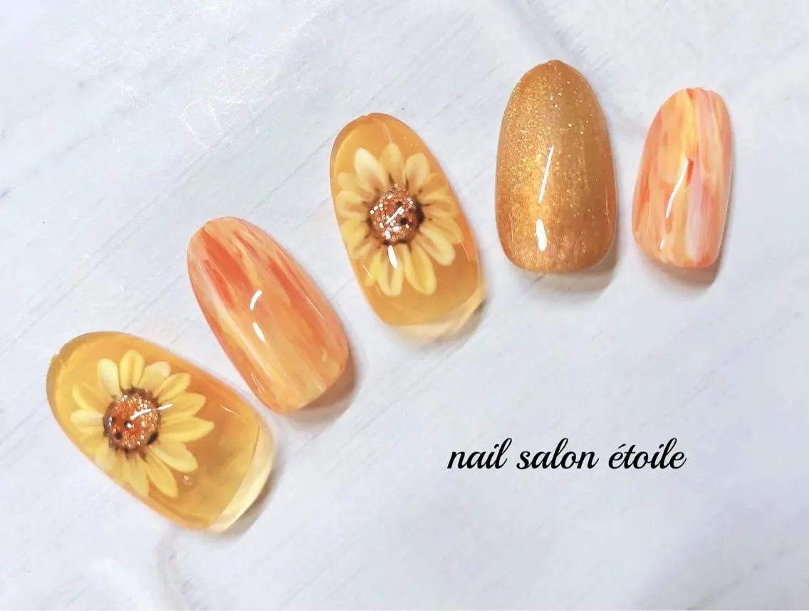 ネイル フラワーネイル ジェルネイル マグネットネイル オレンジ 夏ネイル ハンドネイル nail salon étoileのネイルデザイン