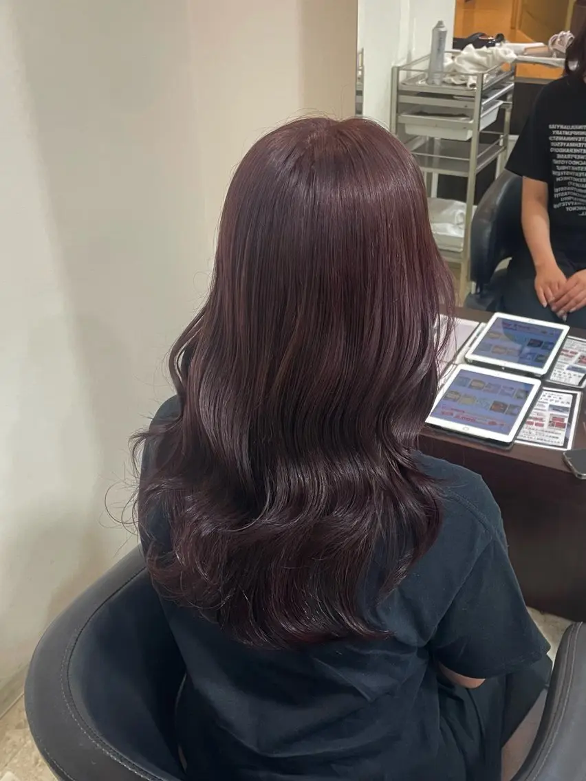 セミロング カラー カット ヘアカラー トリートメント 尾﨑 ひよりのヘアスタイル