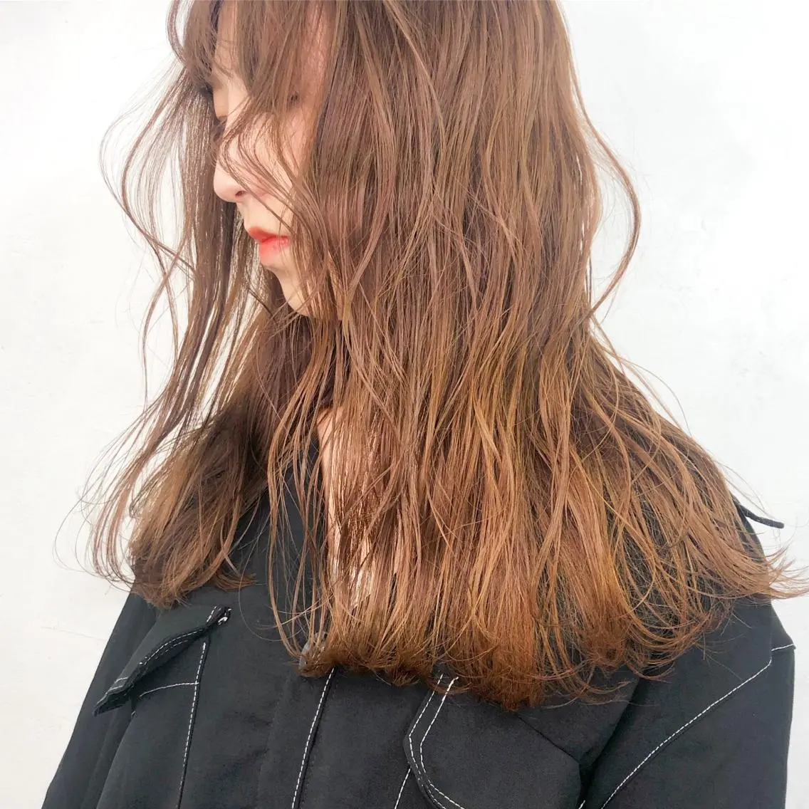 ロング カラー メンズ ベージュカラー オレンジ オレンジベージュ カット ヘアカラー トリートメント ♡MIHO♡ スタイリストのヘアスタイル