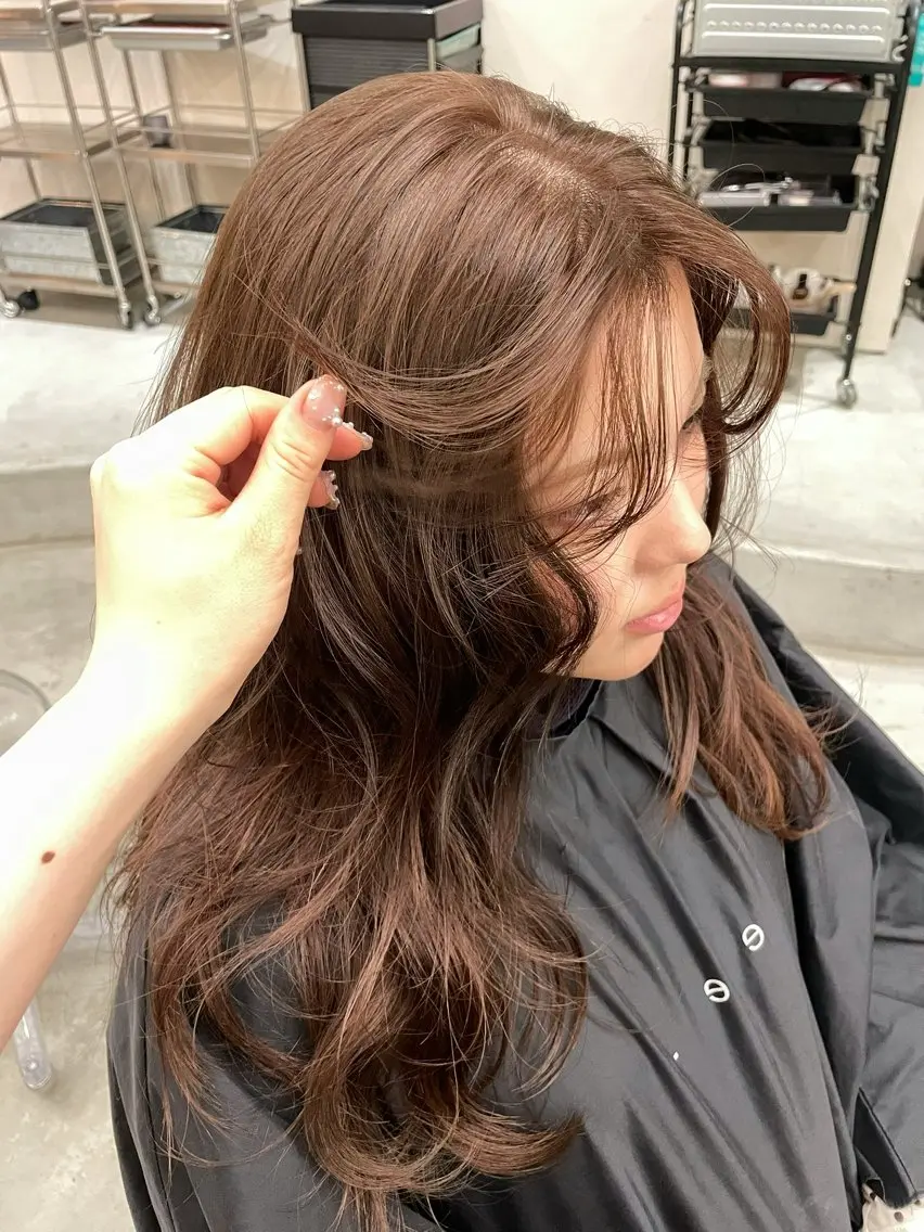 カラー SEE.カシワバラ リコのヘアスタイル