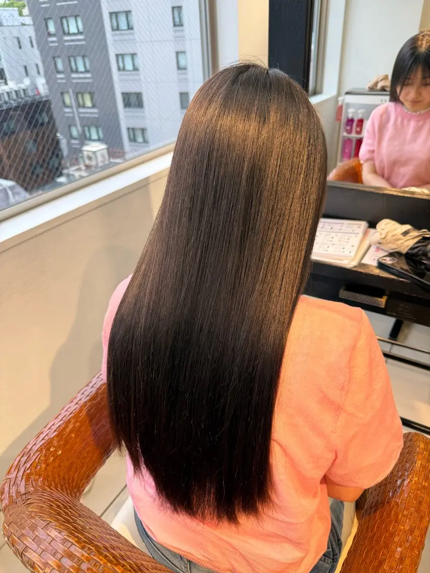 ロング たかしな けいなのヘアスタイル