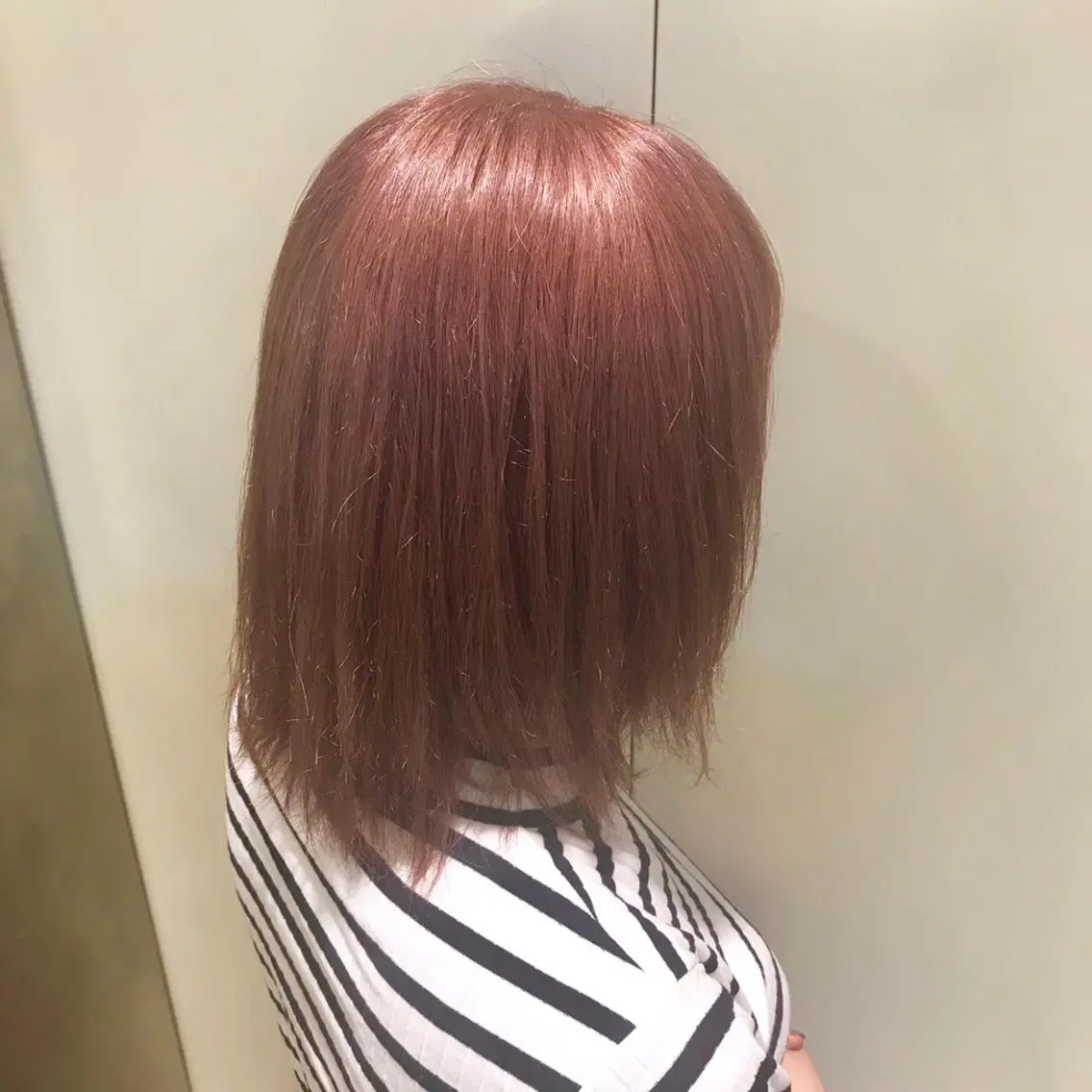 カラー 天野 利咲のヘアスタイル