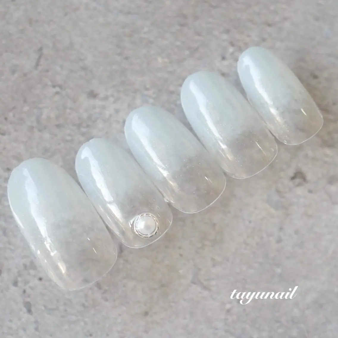 ネイル アートネイル ジェルネイル グラデーション ニュアンスネイル ワンカラーネイル ハンドネイル ネイルサロン 【たゆnail】のネイルデザイン