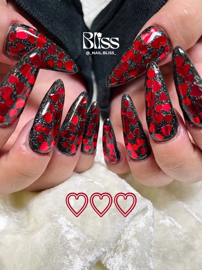 ネイル ハート キラキラネイル ハンドネイル NAIL BLISSのネイルデザイン
