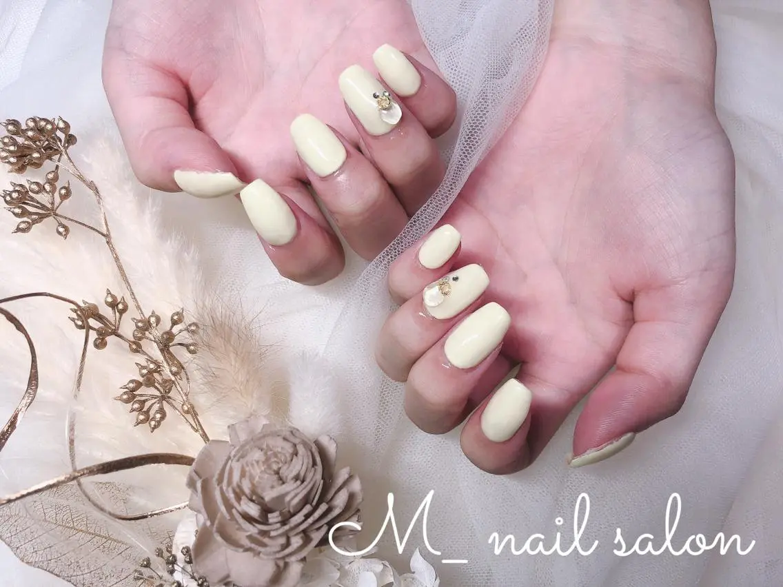 ネイル ワンカラーネイル M_ nail salonのネイルデザイン