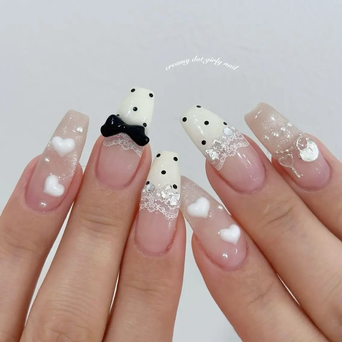 ネイル アートネイル フレンチネイル ジェルネイル マグネットネイル 持ち込み ハンドネイル Ribbonnail salonのネイルデザイン