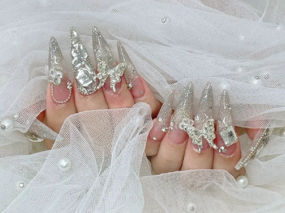 ネイル チークネイル 長さ出し フラッシュネイル フレンチネイル ジェルネイル Chouette Nailのネイルデザイン