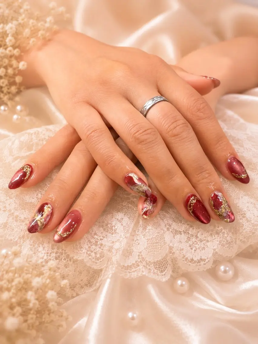 ネイル ニュアンスネイル 赤色 Naris Nail salonのネイルデザイン