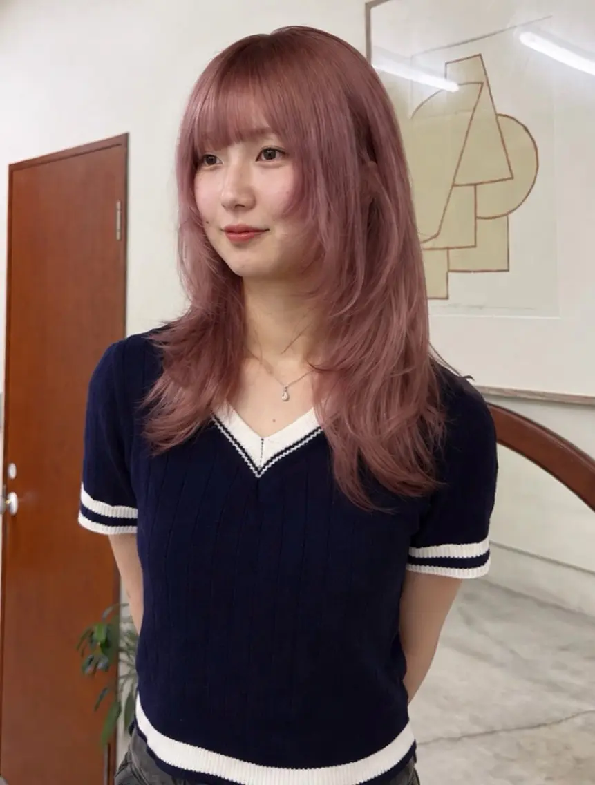 セミロング ヘアカラー トリートメント mitsuki ブリーチカラーのヘアスタイル