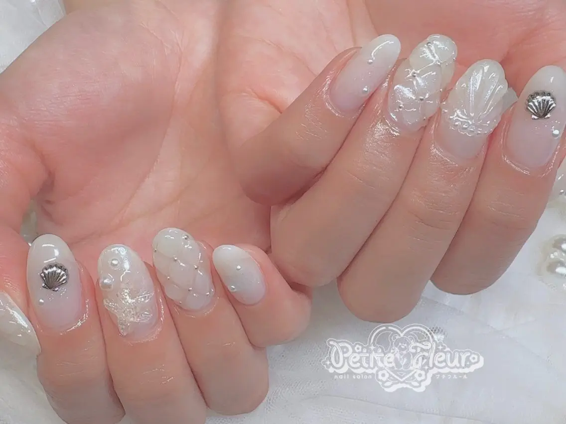 ネイル ハンドネイル ❁⃘*。Petite fleur❁⃘*りさのネイルデザイン