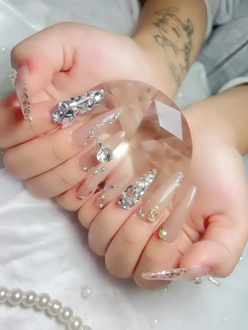 ネイル アートネイル フレンチネイル ジェルネイル 韓国ネイル ミラーネイル Rin Nail 新大久保店のネイルデザイン