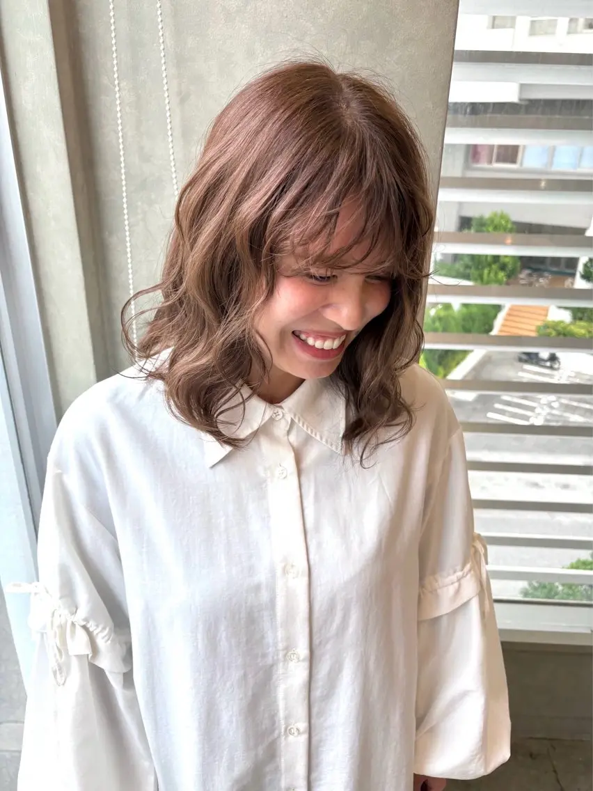 【ショート​〜​ミディアムヘア限定】ブリーチありダブルカラーの写真