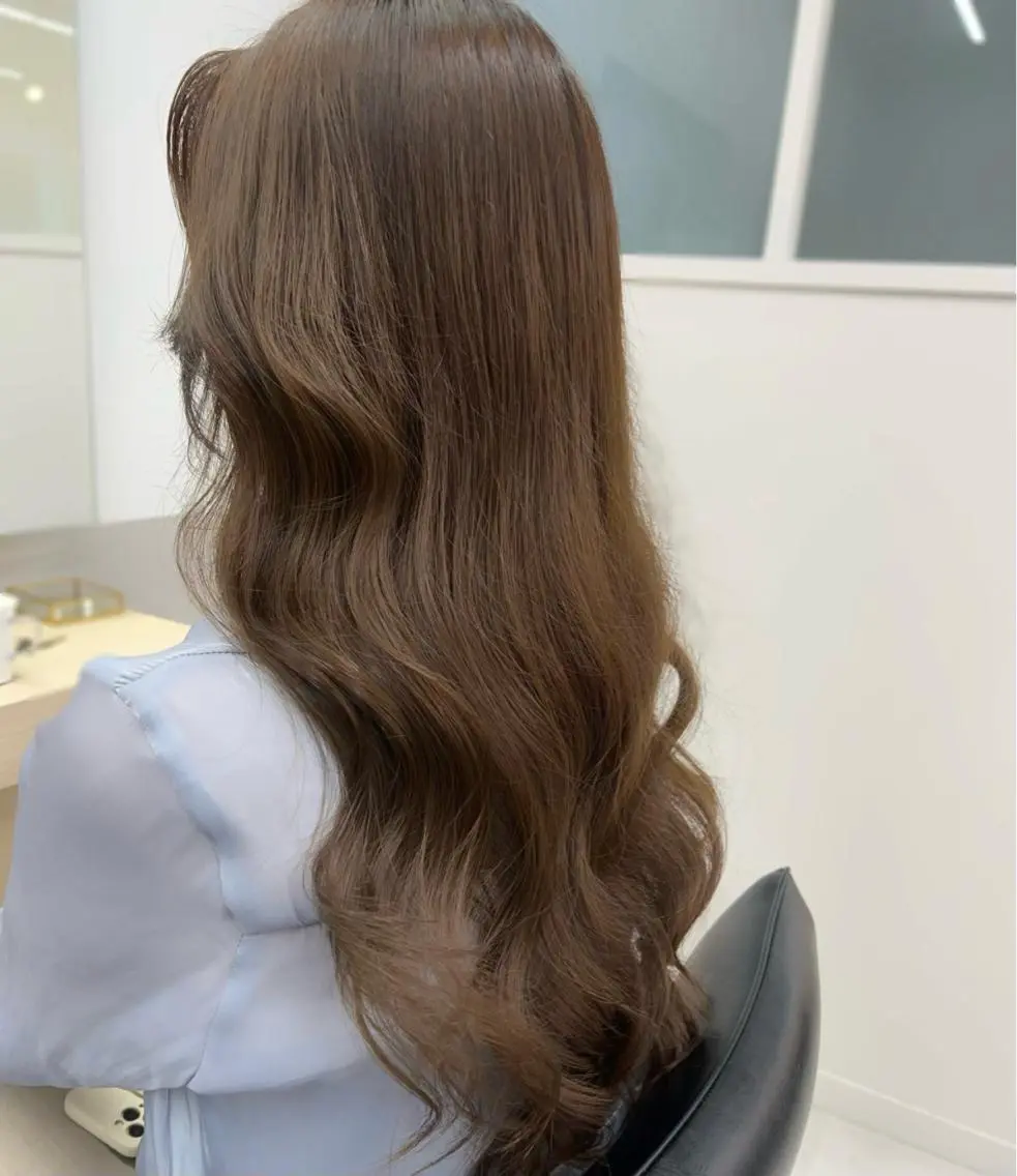 🌱お出掛け前に！韓国ヘア巻きおろしスタイリングの写真