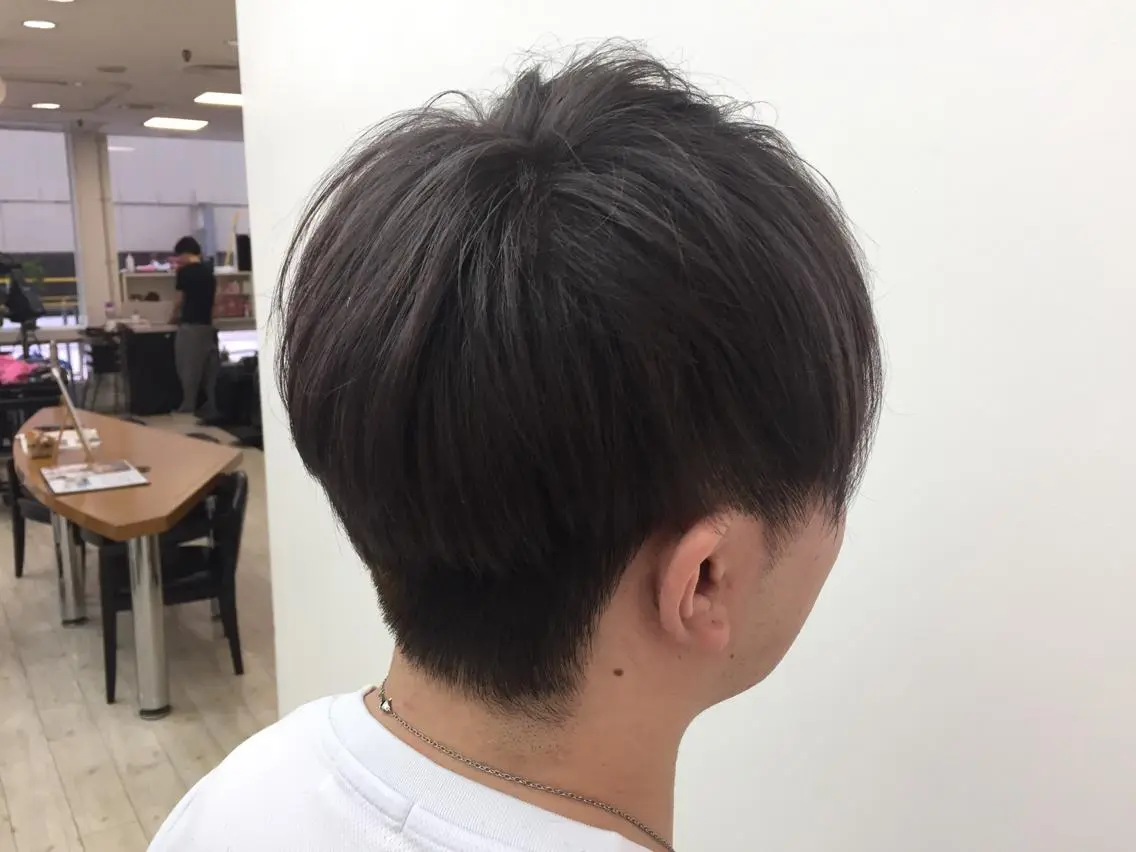 ショート カラー メンズ 外国人風カラー 難波/心斎橋/ボブ/ 髪質改善/ハイトーンのヘアスタイル
