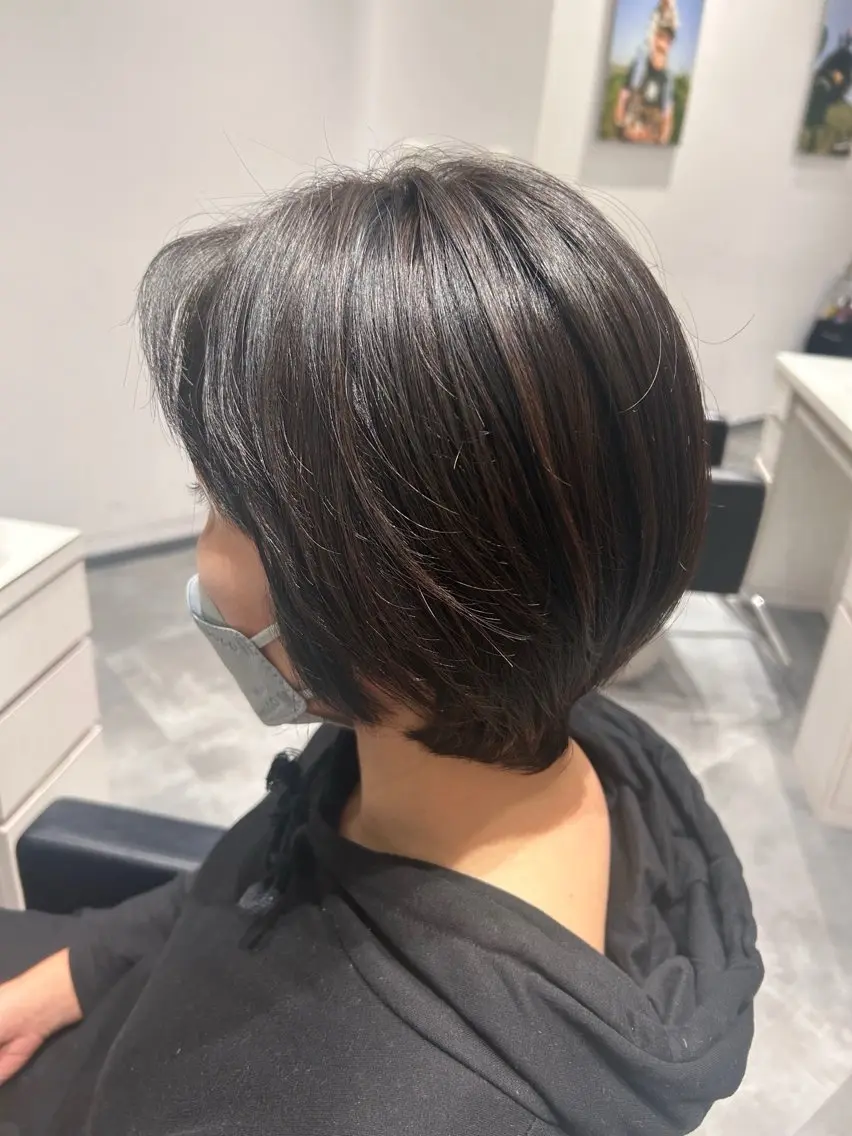 カラー ブリーチ メッシュ ブリーチなしカラー 似合わせショート✨ KIMIYOのヘアスタイル