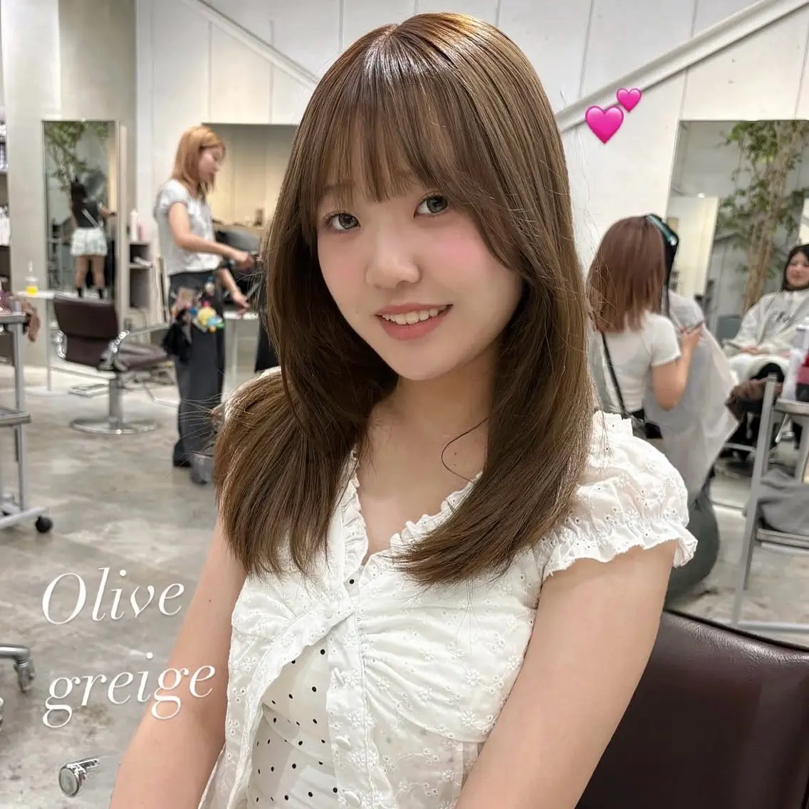 ミディアム fev ririのヘアスタイル