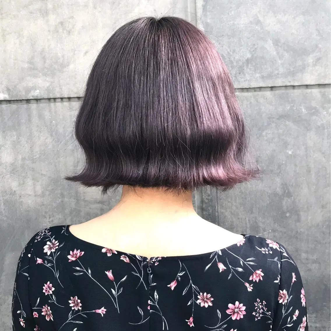 ショート カラー ブリーチ グレージュ ラベンダーカラー ラベンダーグレージュ ラベンダーグレー K-POP好き美容師 🇰🇷Kai.Yのヘアスタイル