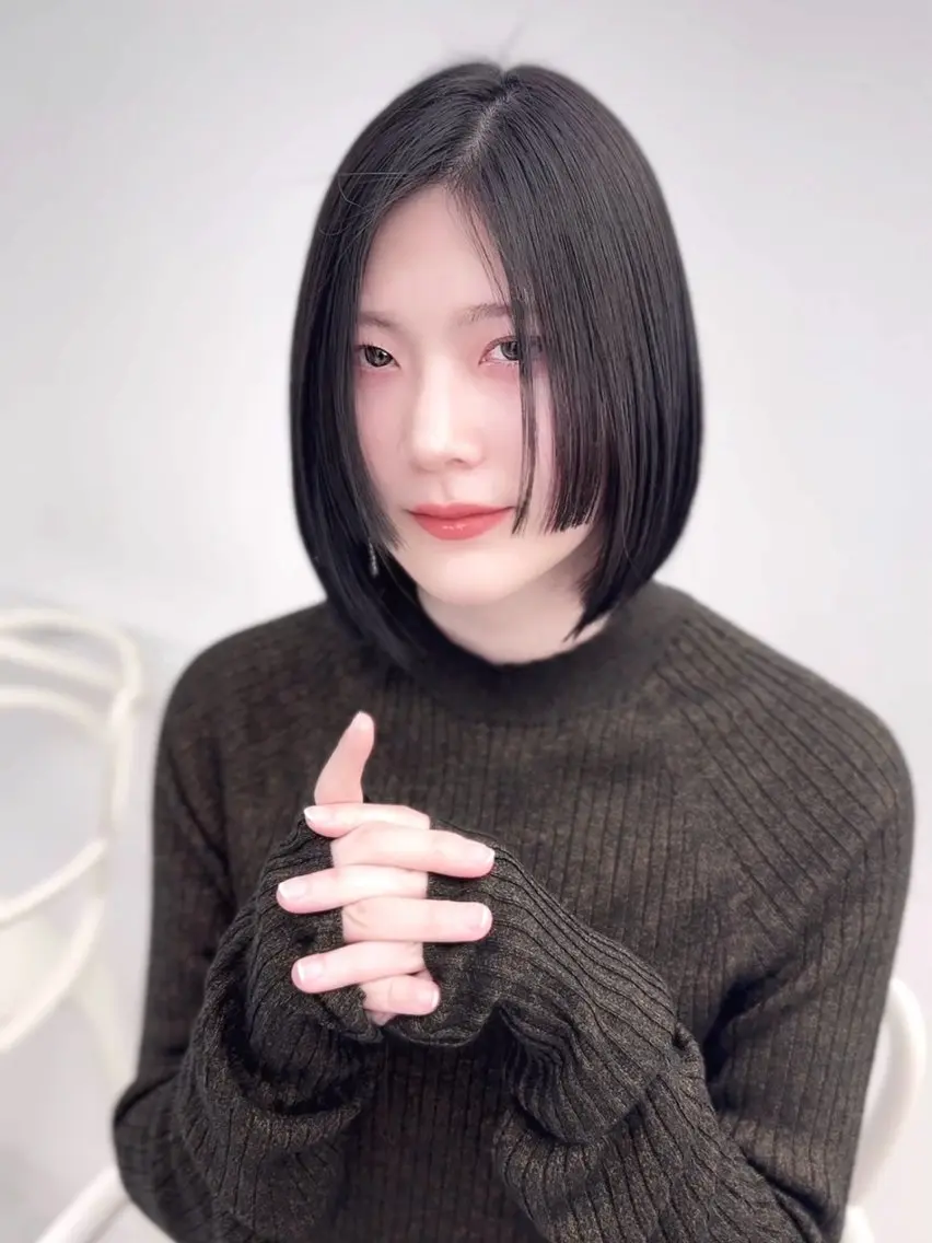 ショート カラー ヘアアレンジ カット ヘアカラー 縮毛矯正 トリートメント ヘッドスパ ヘアセット 縮毛矯正🤍 ボブ/ HIKARIのヘアスタイル