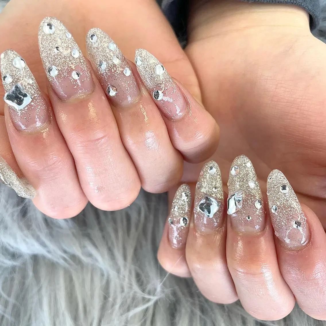 ネイル KUMI💛 MADIAのネイルデザイン