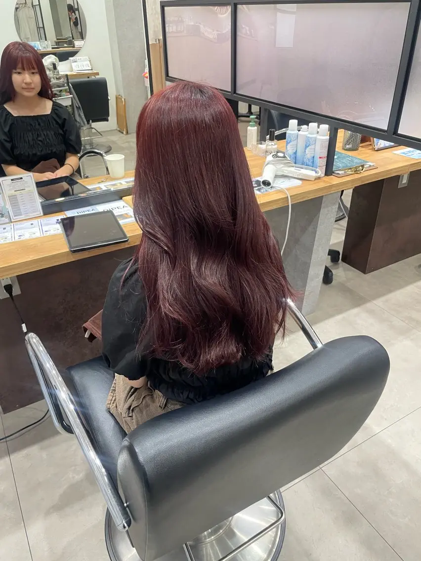 ロング カラー レッドカラー ヘアカラー 佐藤由依/レイヤー /ハッシュカットのヘアスタイル