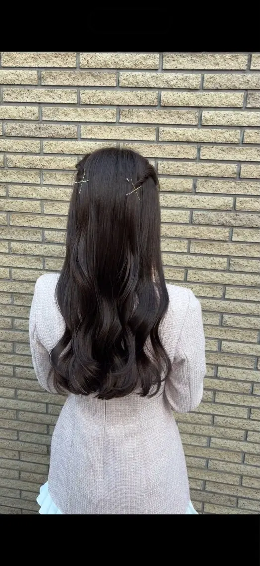 ロング カラー ヘアアレンジ ブラウンカラー ショコラブラウン チョコレートブラウン カット ヘアカラー トリートメント ご新規様限定 透明感カラーKANAのヘアスタイル