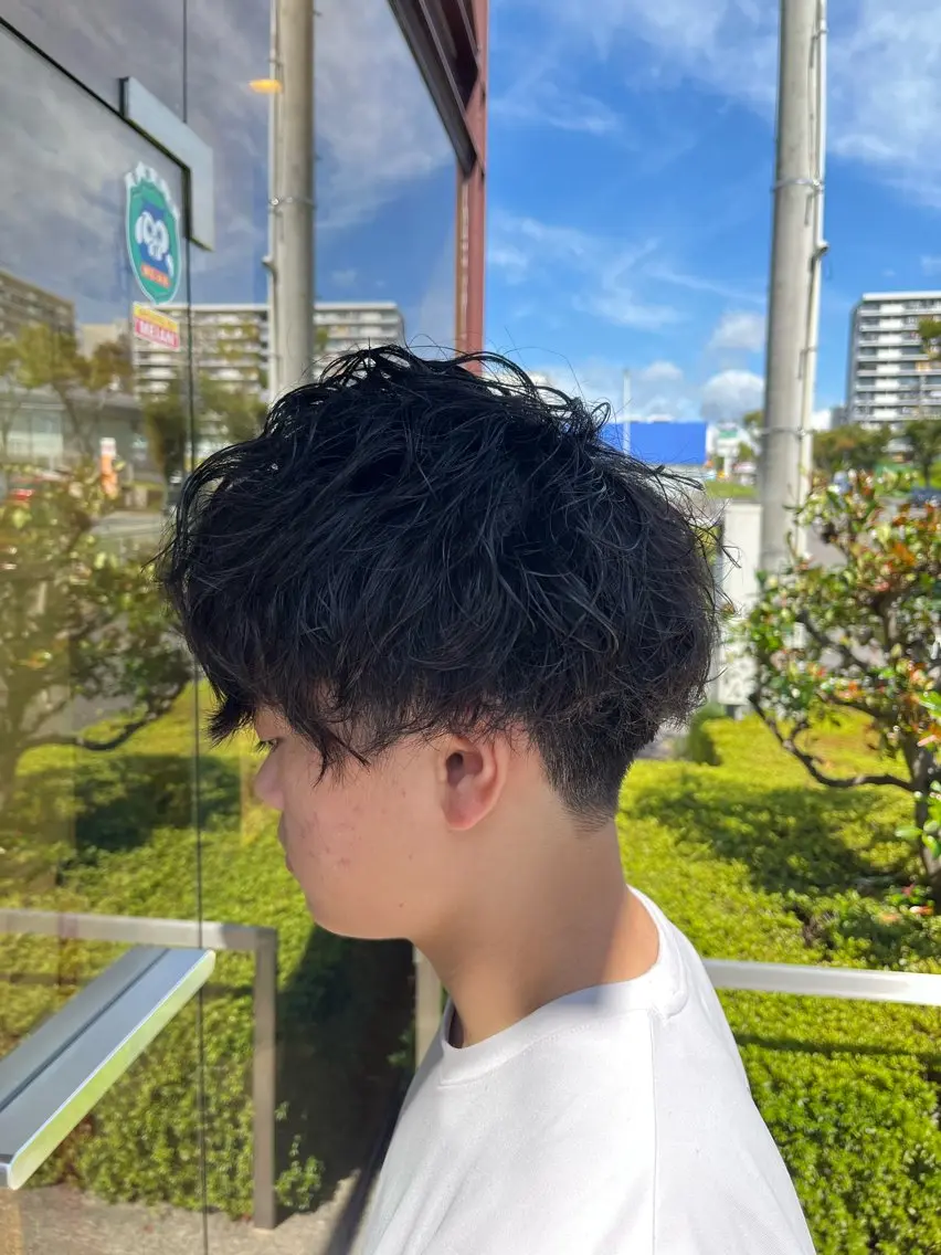 ショート パーマ メンズ マッシュ メンズパーマ メンズショート 刈り上げ ショートヘア カット パーマ 北川 寛之✨メンズパーマ✨のヘアスタイル