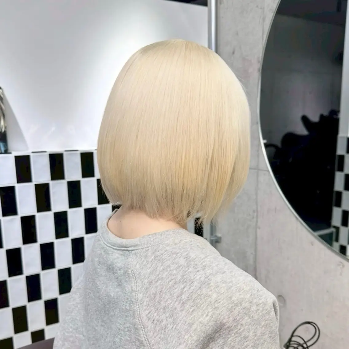 ショート カラー ブリーチ ヘアカラー トリートメント ✨ブリーチカラー× 艶髪SUZU🛼🫧のヘアスタイル