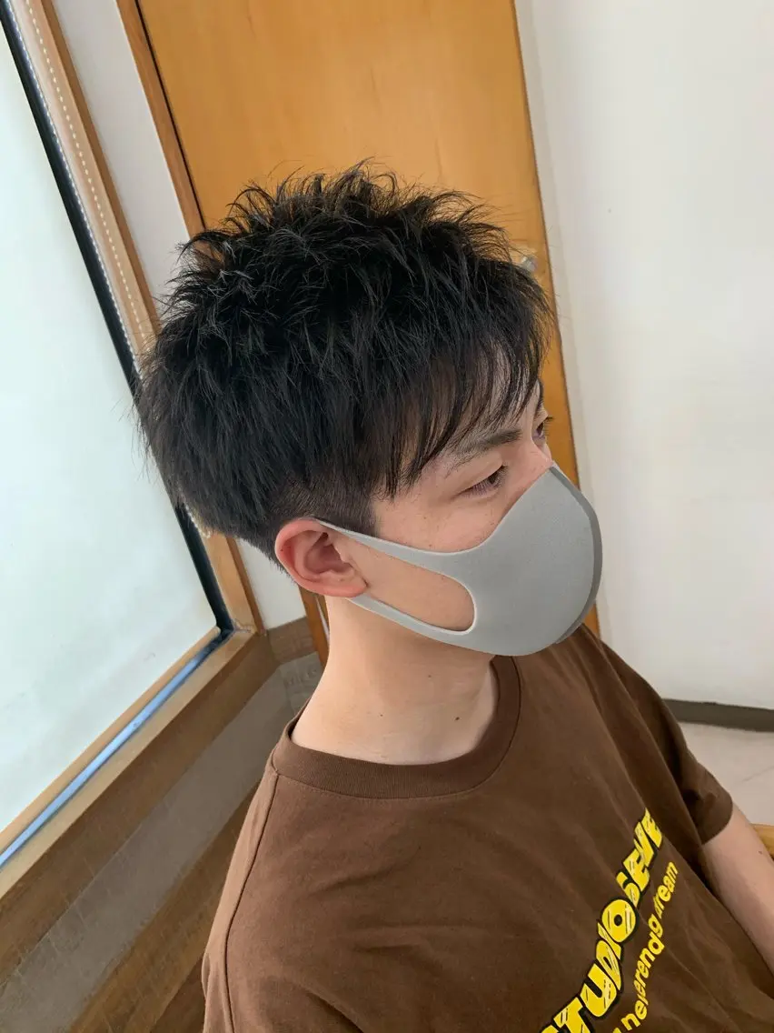 ショート メンズ カット 比嘉 秀弥のヘアスタイル