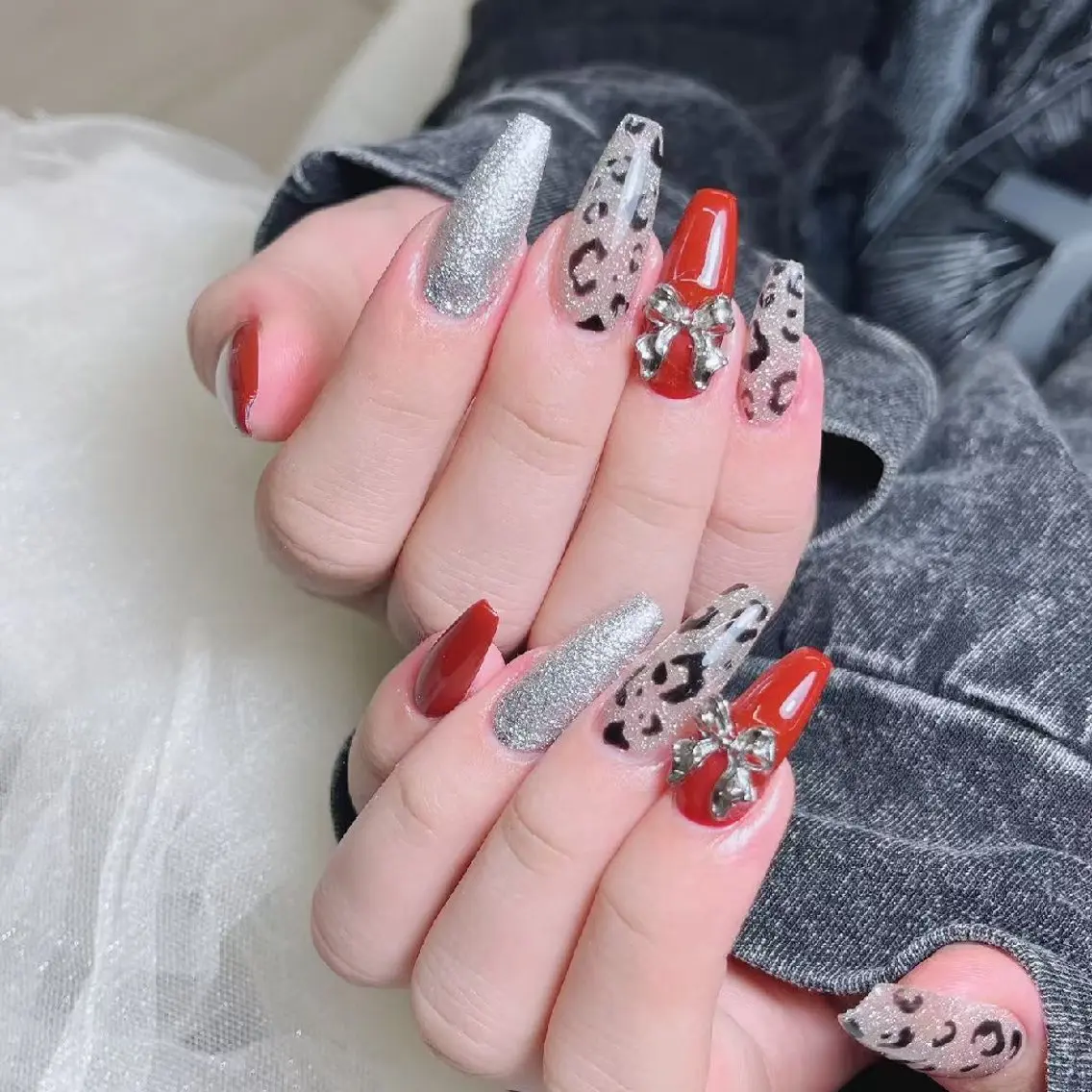 ネイル ハンドネイル Queen's ゆなのネイルデザイン