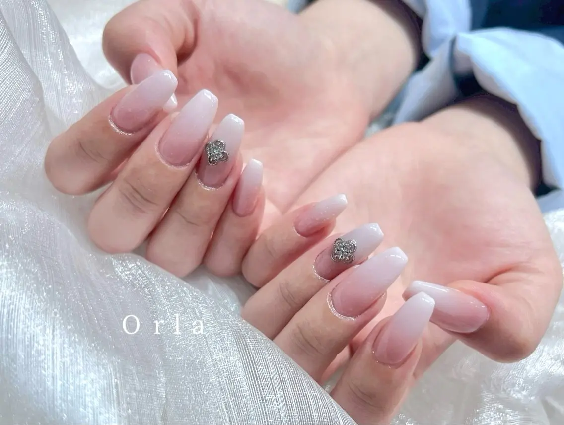 ミディアム 韓国風ヘア ハンドネイル Orla nail salonのネイルデザイン