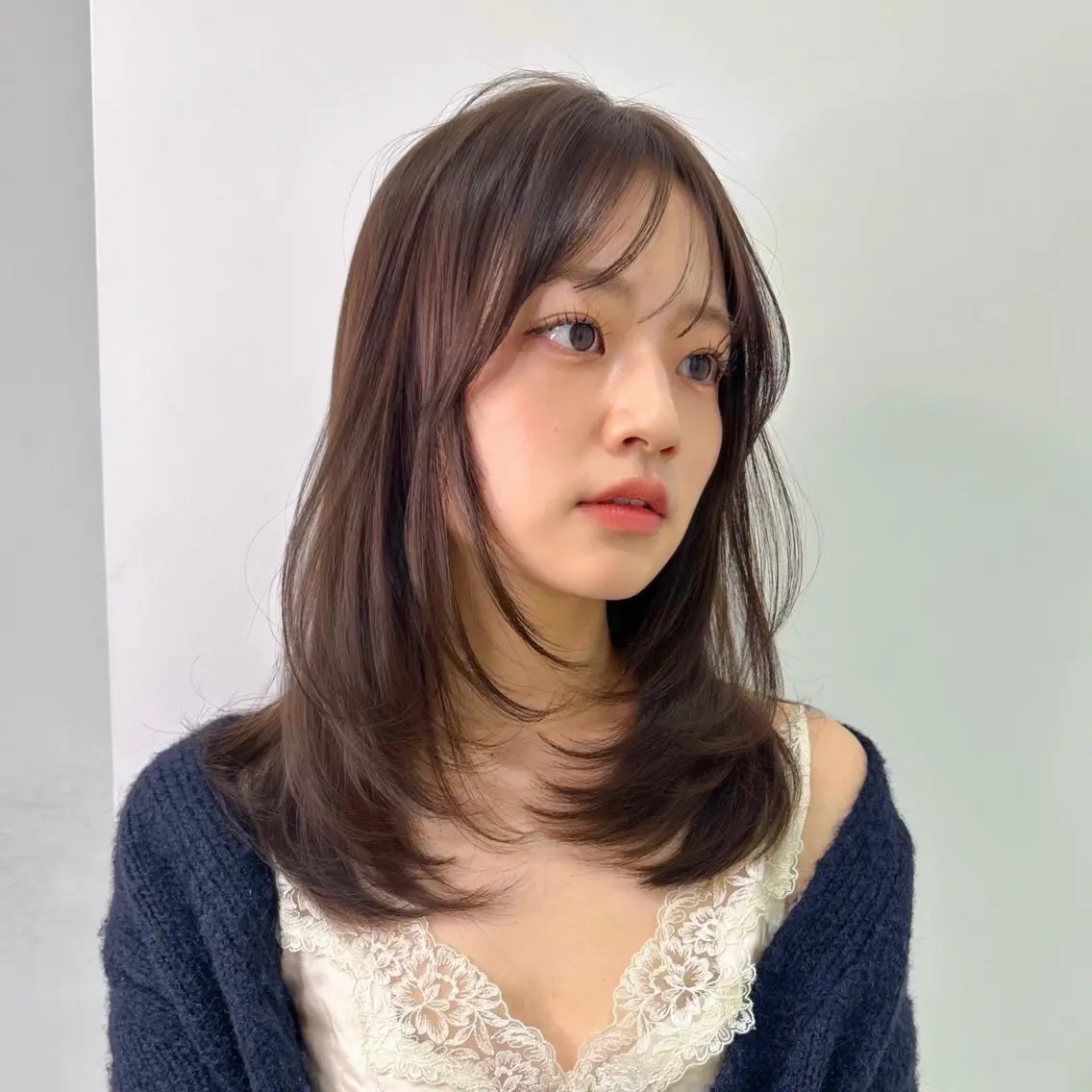 ミディアム カット ヘアカラー kanako🌼 横浜/前髪カットのヘアスタイル