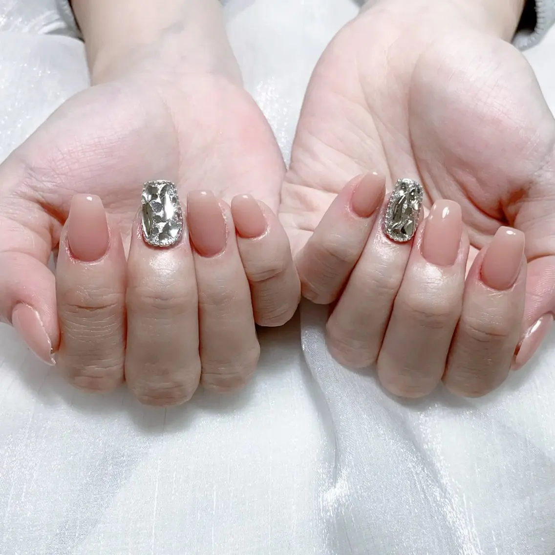 メンズ ネイル メンズ韓国風 アートネイル オーロラネイル ガーリー キラキラネイル ハンドネイル Nail salon 木にいるのネイルデザイン