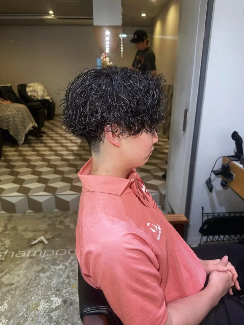 パーマ メンズ メンズパーマ ツイストスパイラルパーマ スパイラルパーマ カット パーマ AIRI 🐈‍⬛のヘアスタイル