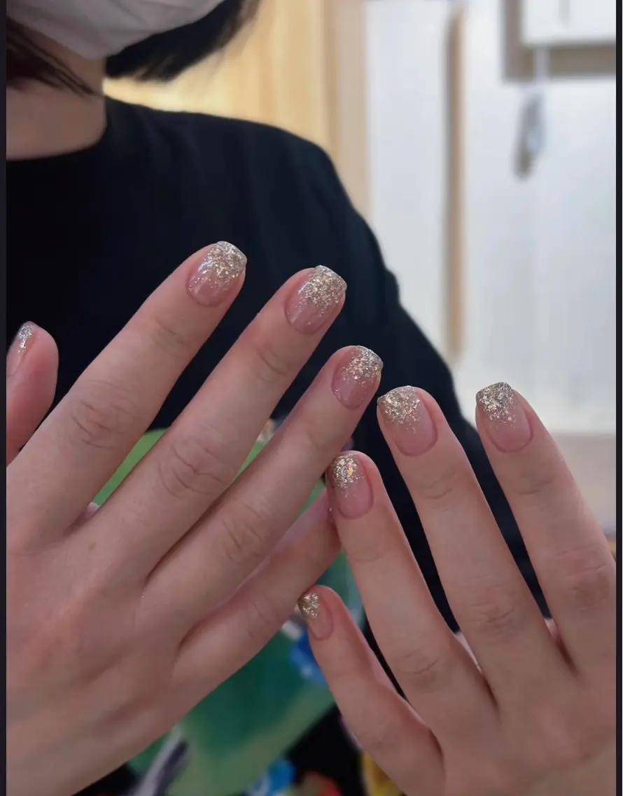 ネイル ハンドネイル Dione Nail ハチワレのネイルデザイン