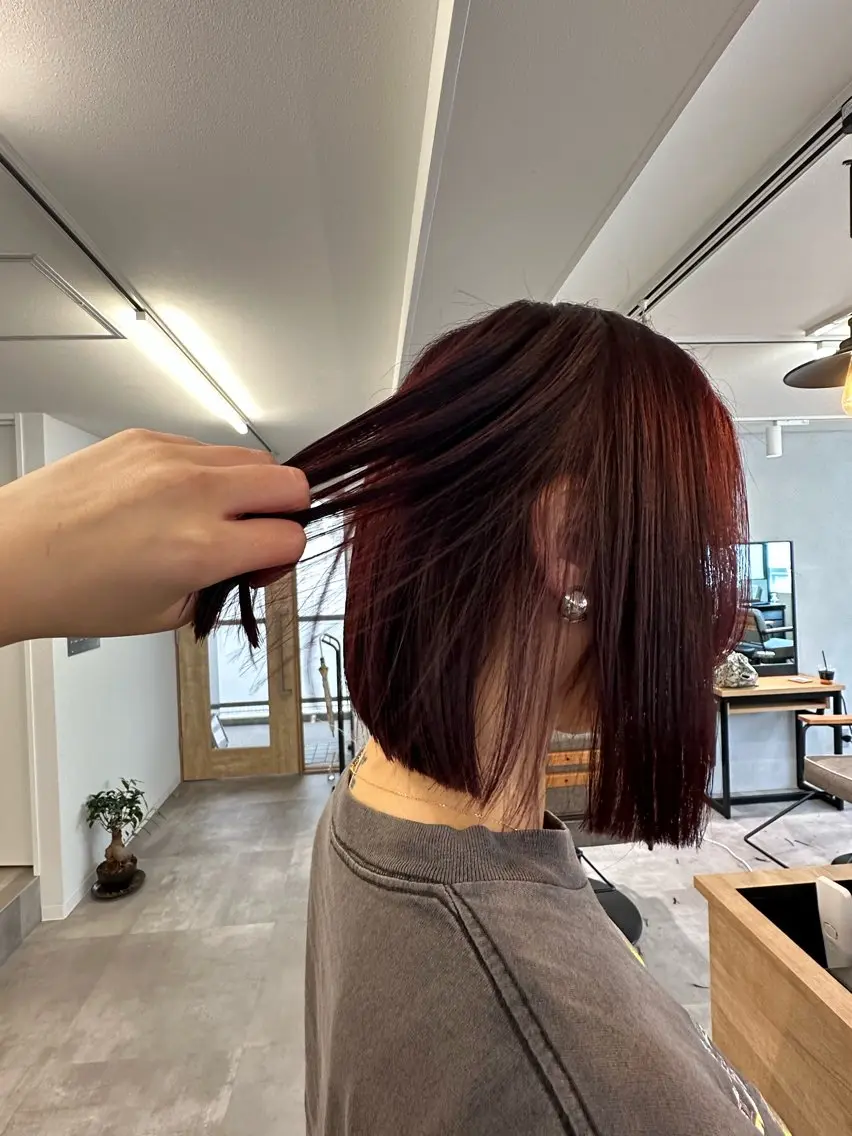 カラー 谷山 葵のヘアスタイル