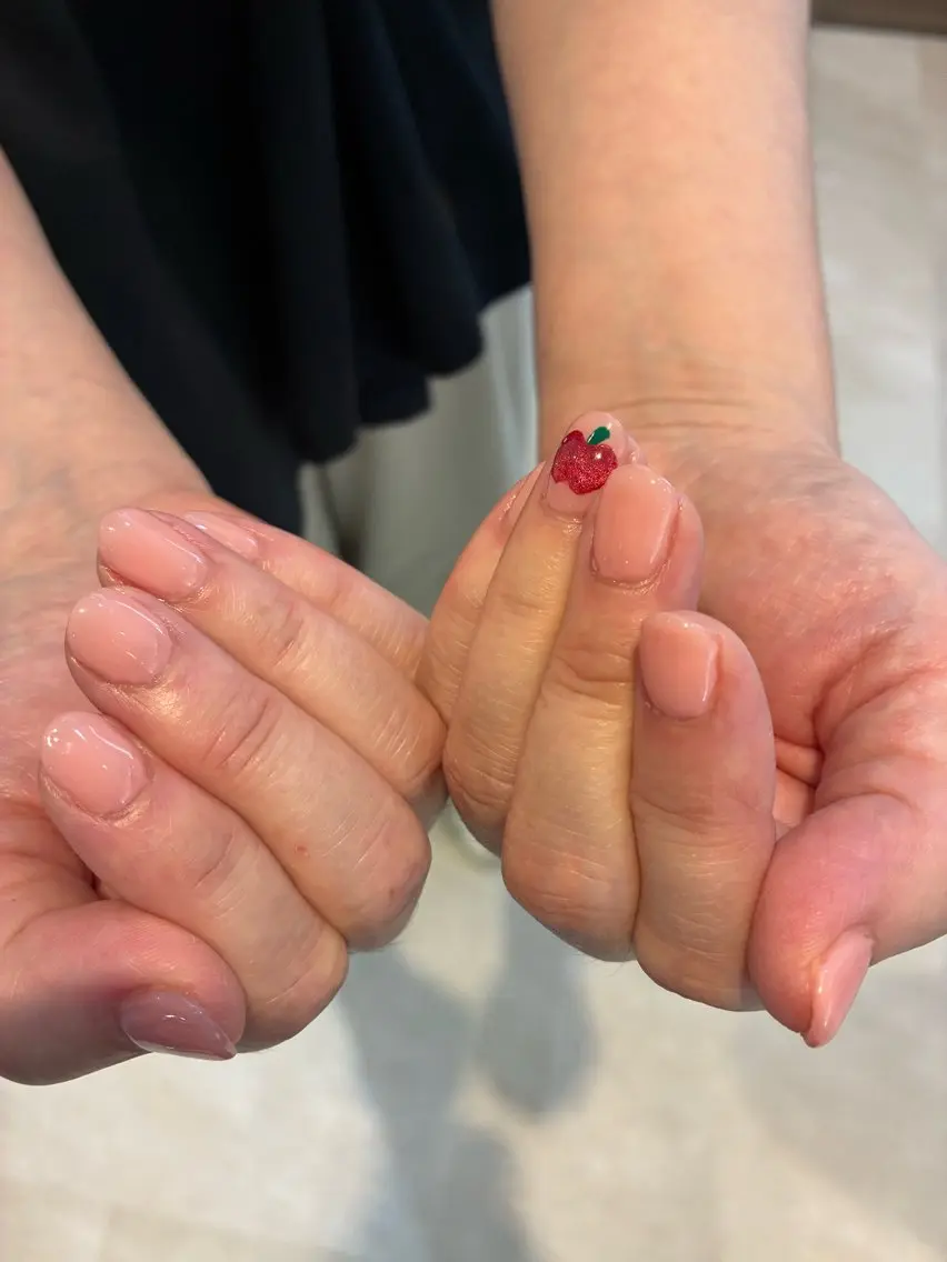ネイル レナークプルミエ 太田のネイルデザイン