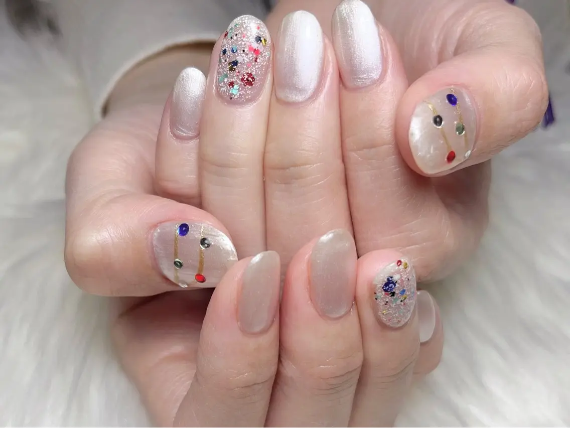 ネイル アートネイル オーロラネイル チークネイル クリアネイル 長さ出し Rs nail 新宿西口のネイルデザイン