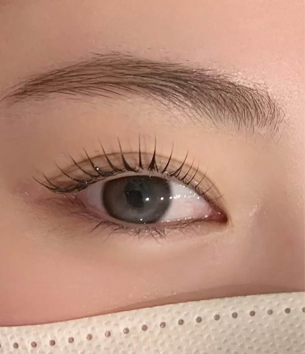 【次世代まつ毛パーマ】トレンドラッシュリフト¥4,980/コーティング仕上げ付きの写真