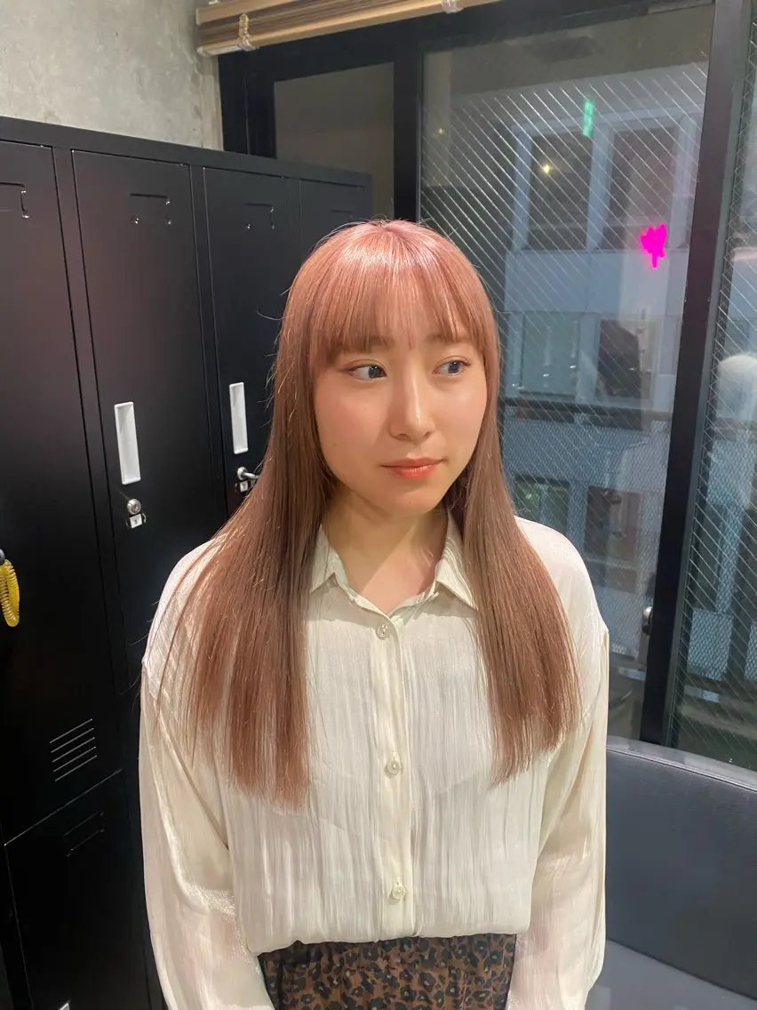ロング カラー ヘアカラー 🩶レイヤーカット 🩶柔らかカラー結愛のヘアスタイル